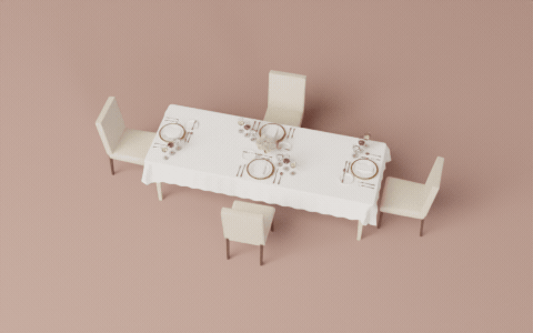 From 4 to 12 guests